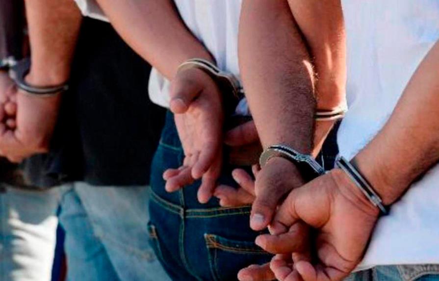 Policía Nacional arresta más de 20 personas por varios delitos 