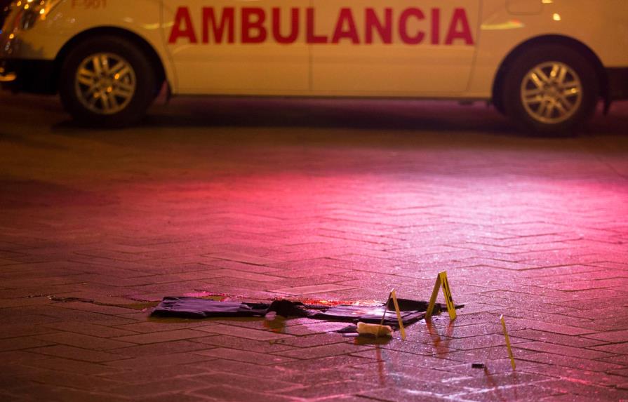 Anciano se suicida tras provocar accidente de su expareja y de un hombre en Valverde