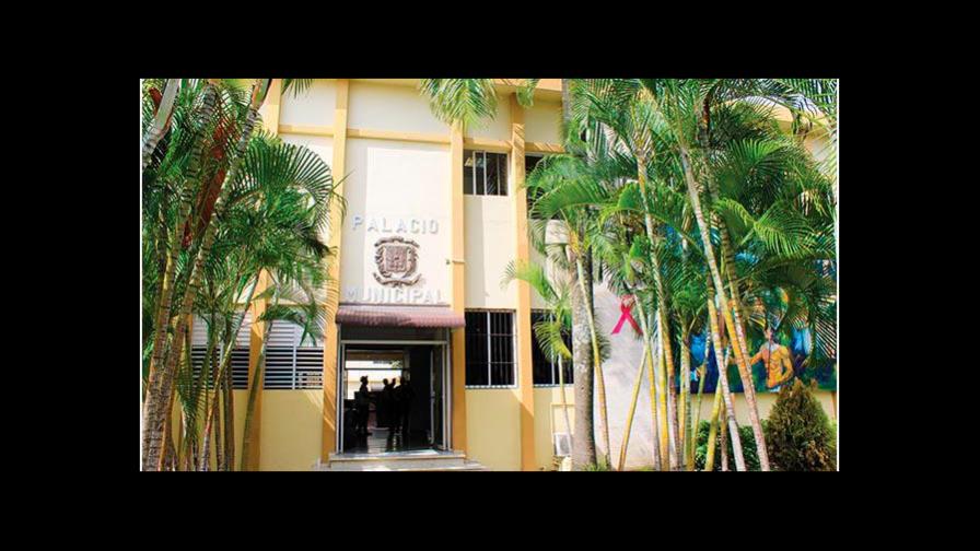 Regidores notifican al alcalde de Higüey que no tiene facultad para aprobar uso de suelo