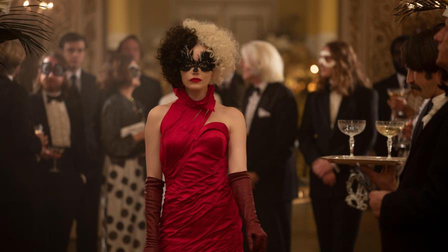 “Cruella”, moda, locura y crimen prêt-à-porter “Cruella”, moda, locura y crimen prêt-à-porter