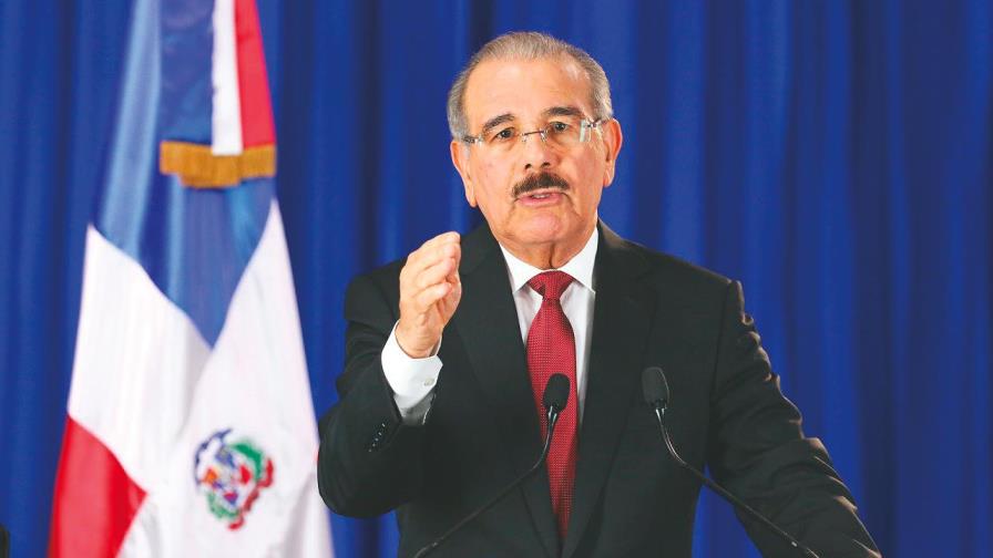 Presidente Medina dice leyes establecen solución a crisis Presidente Medina dice leyes establecen solución a crisis