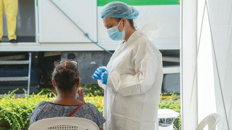 La positividad del COVID-19 en octubre podría superar la de los últimos tres meses La positividad del COVID-19 en octubre podría superar la de los últimos tres meses