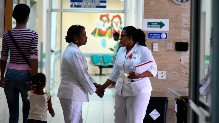 Hoy es Día Internacional de la Enfermería; gremio amenaza con protestas