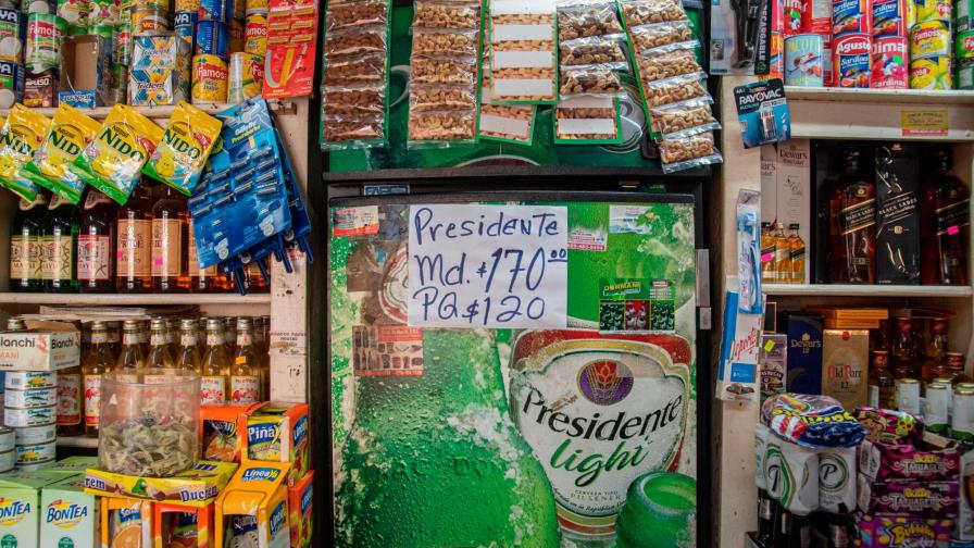 Colmaderos denuncian distribuidores acaparan cervezas para venderlas a sobreprecio Colmaderos denuncian distribuidores acaparan cervezas para venderlas a sobreprecio