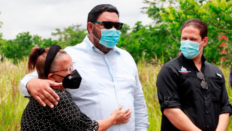 Alcaldía de Higüey y el INVI construirán una vivienda a primera mujer oficial de la Policía Nacional