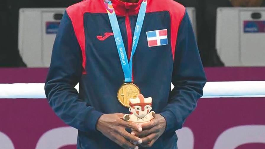 Salarios por rangos militares y policiales mejoran los ingresos de los atletas panamericanos Salarios por rangos militares y policiales mejoran los ingresos de los atletas panamericanos