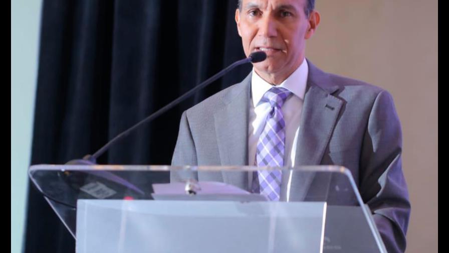 Asegura trabajadores suspendidos se mantendrán afiliados al Seguro Familiar de Salud