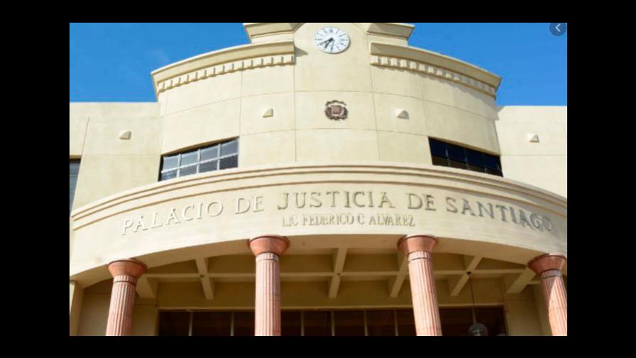 Incautan bebidas alcohólicas adulteradas en supermercado de Santiago Rodríguez