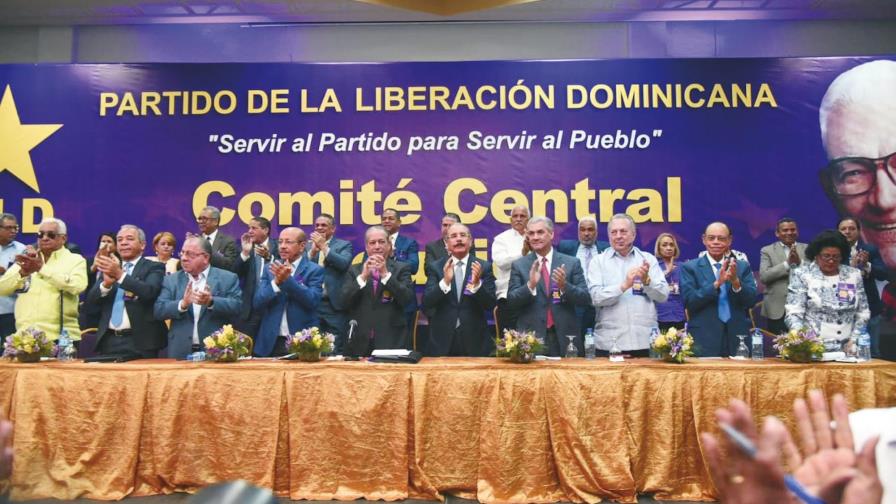 Comité Central del PLD elige presidente interino y ocho miembros del Comité Político