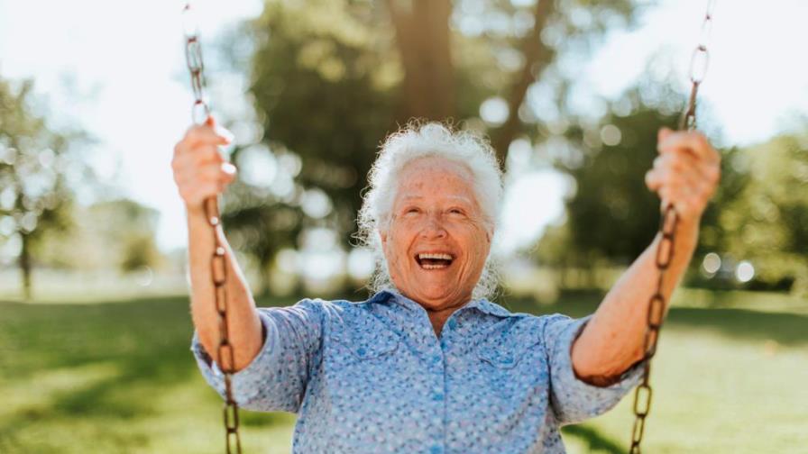 Un científico encontró la fórmula para evitar el envejecimiento