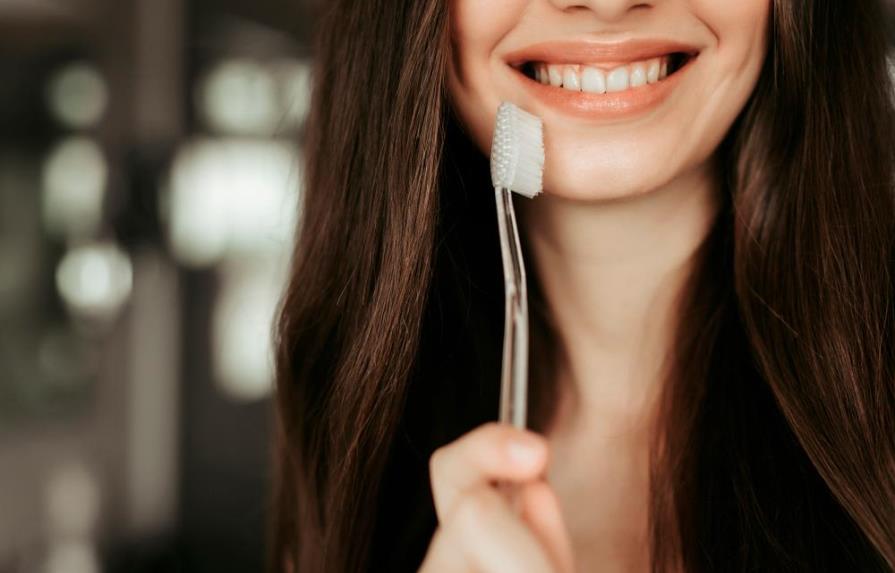 Puedes usar tu cepillo de dientes para tu rutina de belleza