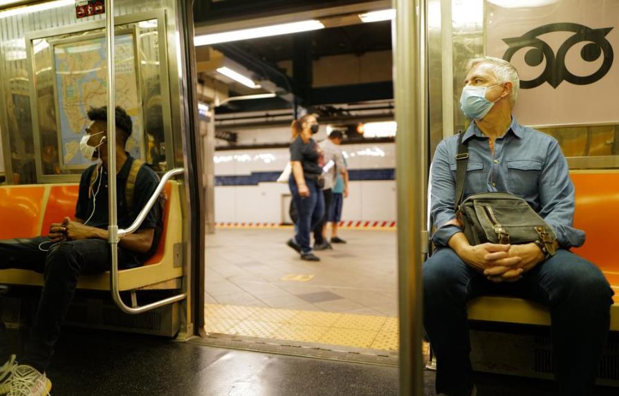 Consejos para reducir los riesgos de contagio en el transporte público
