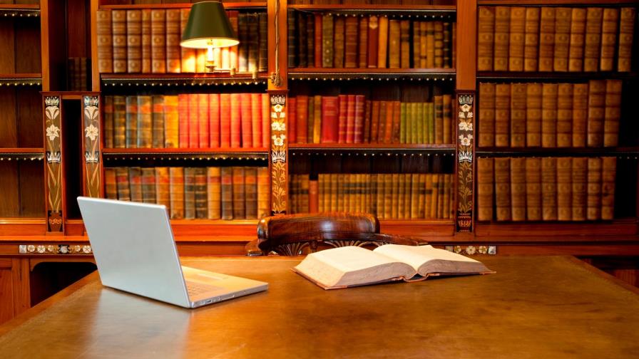 ¡Pobres los escritores!...