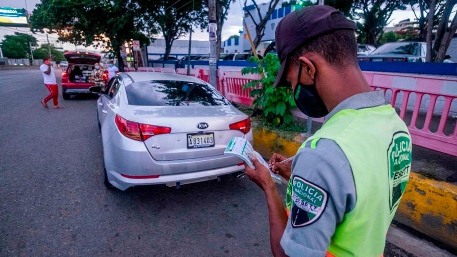 Toque de queda empieza a partir de las 9:00 de la noche de hoy lunes 