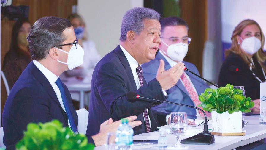 Leonel Fernández propone alianza para reactivación económica Leonel Fernández propone alianza para reactivación económica