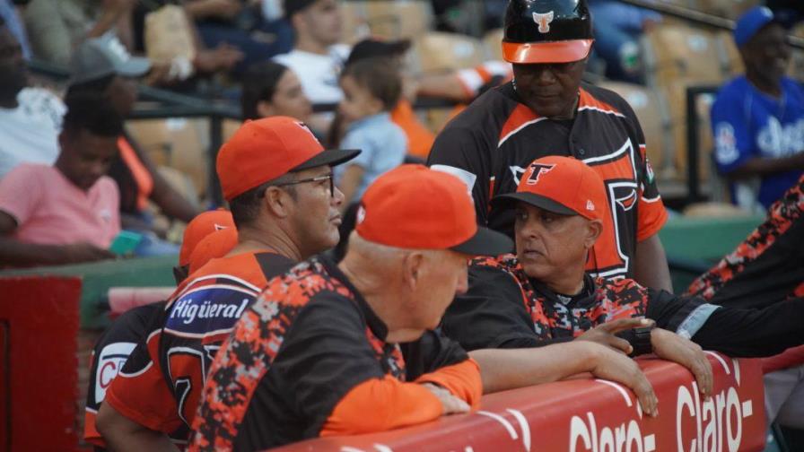 Lino Rivera y Phil Regan regresan como mánager y coach de picheo de los Toros Lino Rivera y Phil Regan regresan como mánager y coach de picheo de los Toros