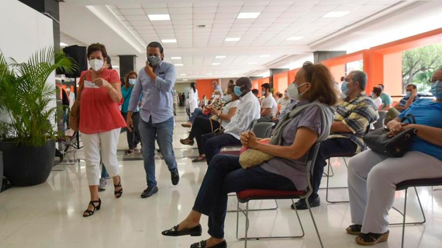 Pucmm completa inmunización de todos los que recibieron la primera dosis