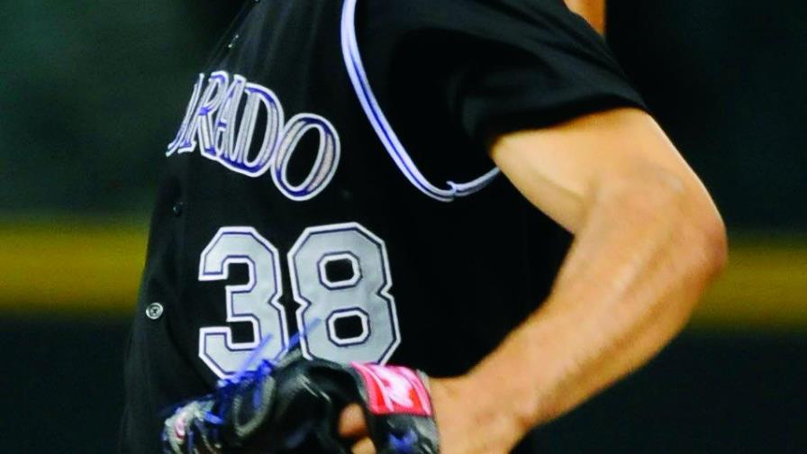 El COVID-19 sigue atacando MLB El COVID-19 sigue atacando MLB
