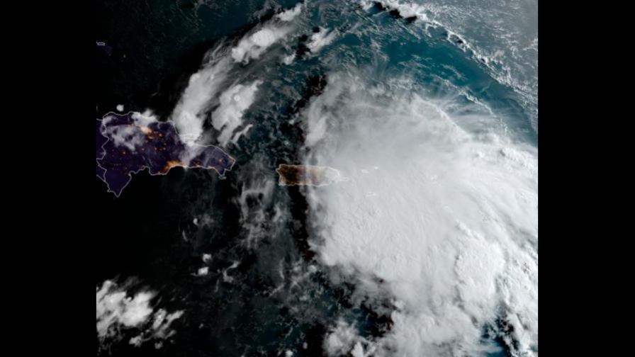 La tormenta Laura se acerca a Puerto Rico y Marco a Yucatán La tormenta Laura se acerca a Puerto Rico y Marco a Yucatán