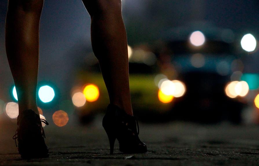 Bruselas prohíbe la prostitución para frenar la alta tasa de contagios COVID-19