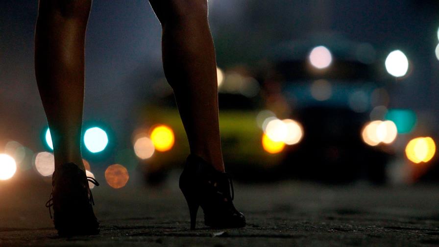 Bruselas prohíbe la prostitución para frenar la alta tasa de contagios COVID-19