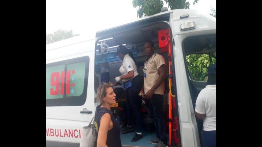 Armada brinda asistencia marítima a extranjera que presentó situación de salud en isla Saona Armada brinda asistencia marítima a extranjera que presentó situación de salud en isla Saona