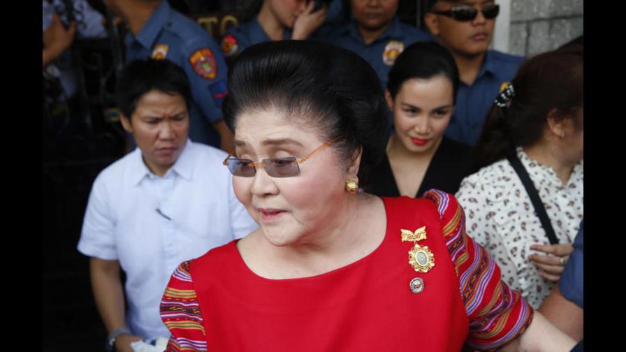 Imelda Marcos condenada por corrupción en Filipinas