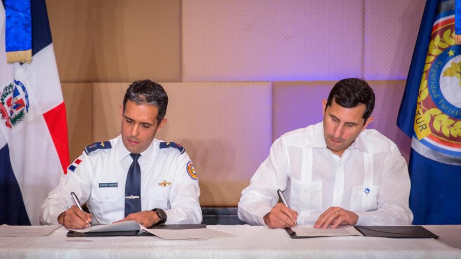 Firman acuerdo para reforzar la seguridad en Punta Cana, Macao