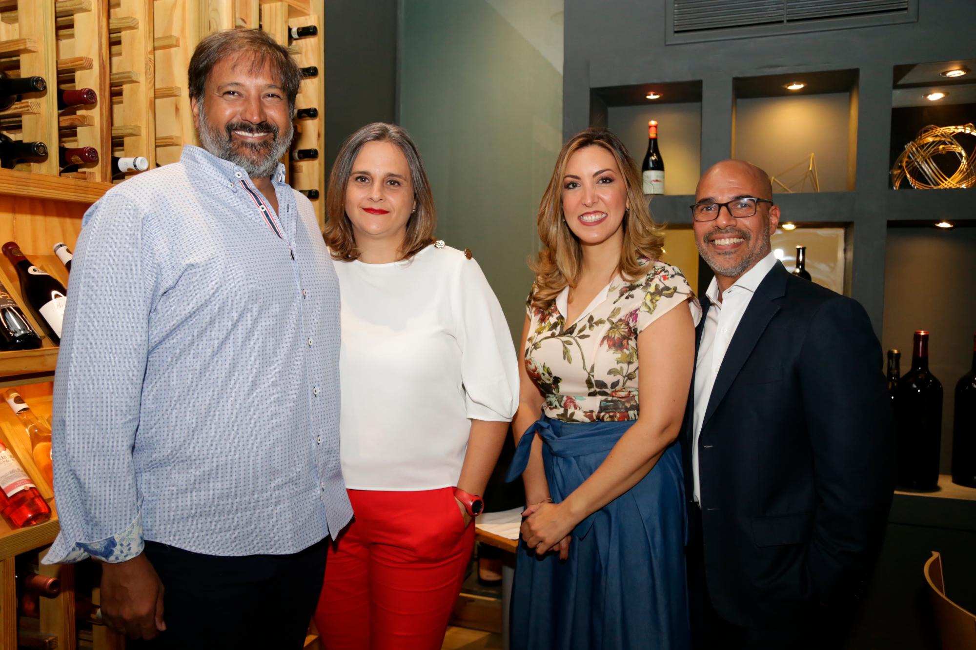 Juan Carlos Russo, Isabel Martínez, Elisa Tactuk y Carlos Abate.
