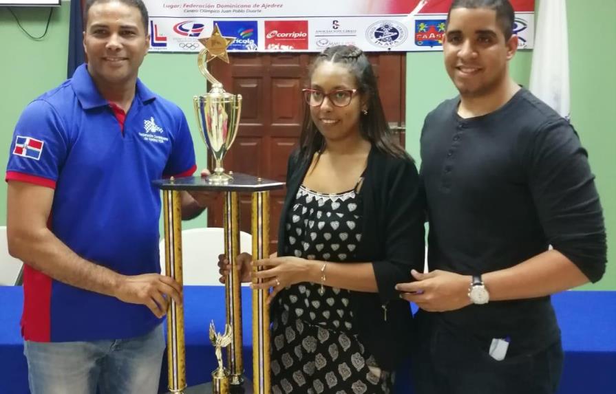 Patricia Castillo Peña retiene título de campeona nacional ajedrez