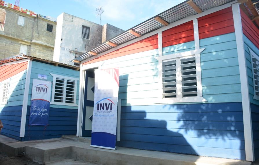 INVI construye viviendas a familias afectadas por incendio en Guachupita