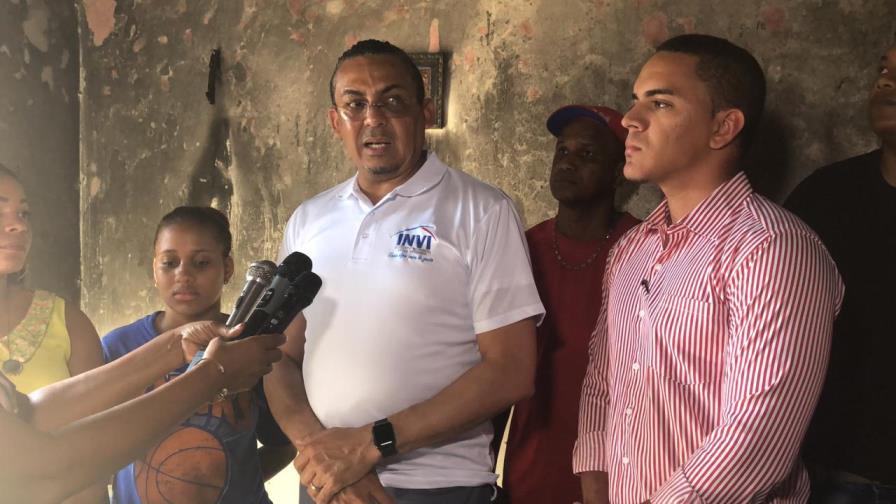 Gobierno reparará vivienda de boxeador Leonel de los Santos que se quemó