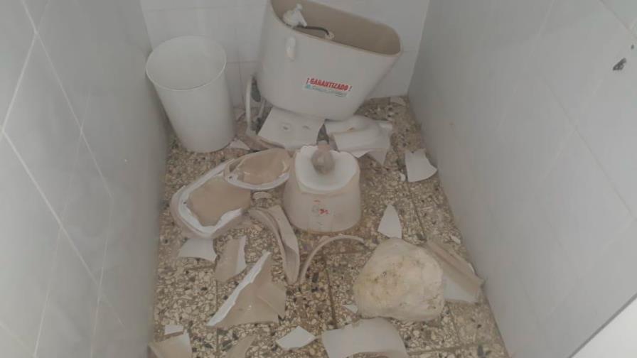 Apresan dos de los que destruyeron liceo en Barahona