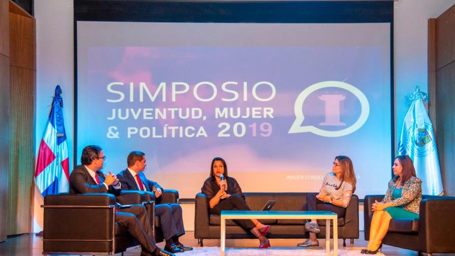 “Ni un solo diputado sabe cuántos votos sacó en las elecciones del 2016”, afirma Minou Tavárez 