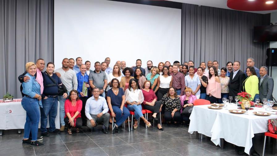 Consultores impositivos concluyen curso de capacitación