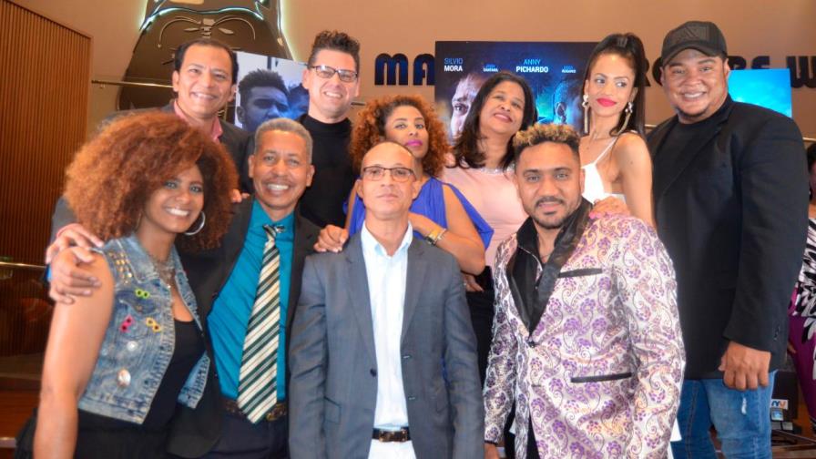 Silvio Mora y Francis Rollins estrenan película “Pinky y Mole”