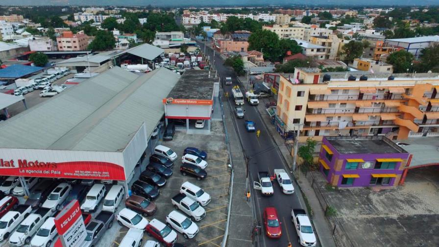 Empresa constructora realiza jornada de fumigación en Santiago