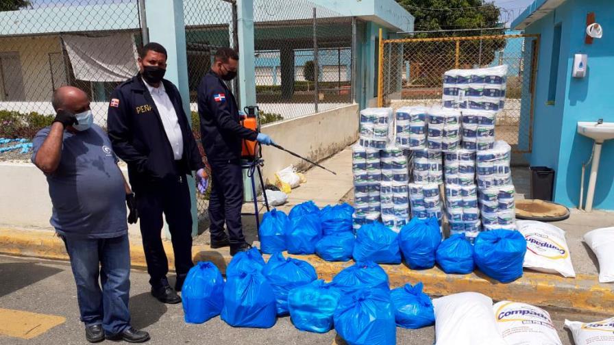Go Ministries dona insumos de higiene y alimentos en centros carcelarios del Cibao