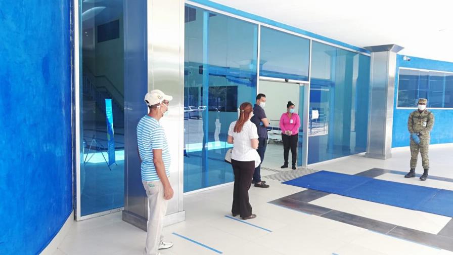 Hospital Cabral y Báez reabre los servicios de consultas