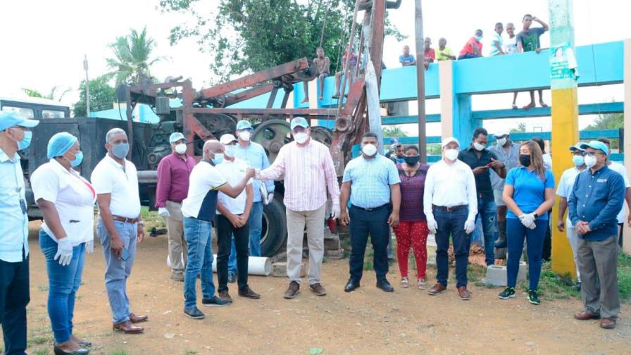 CAASD da primer picazo para construcción acueducto comunitario La Cuaba CAASD da primer picazo para construcción acueducto comunitario La Cuaba