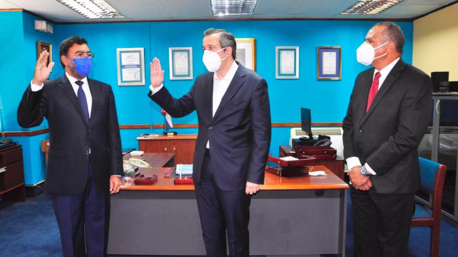Directores del Indrhi e Inapa asumen cargos