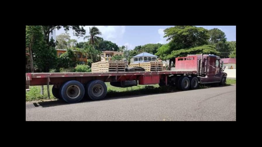 Patana mata a tres hombres que iban en un motor en Puerto Plata