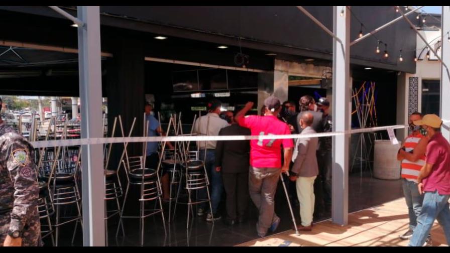 Fiscalía de Santiago dispone cierre de negocio por violar medidas para enfrentar el COVID-19 Fiscalía de Santiago dispone cierre de negocio por violar medidas para enfrentar el COVID-19