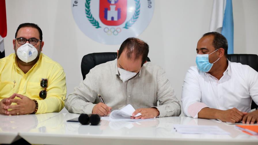 Garantizan servicio de agua e insumos en piscina olímpica de La Vega