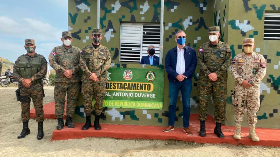Luis Abinader realiza su primera visita a la zona fronteriza
