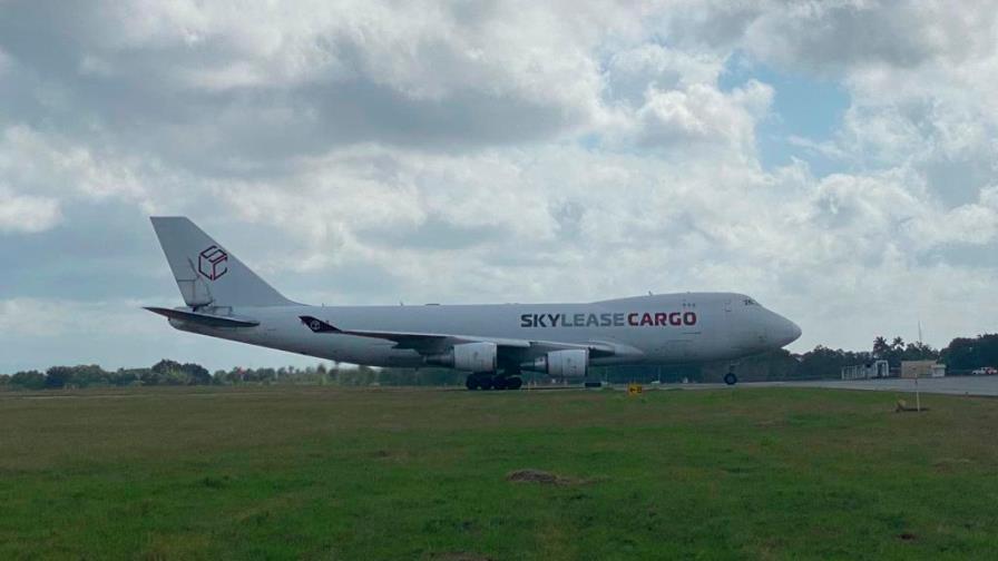 Uno de los aviones más grandes del mundo aterriza en Aeropuerto Cibao