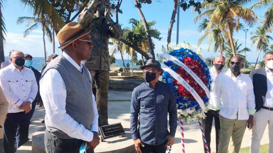 Rinden homenaje póstumo a Johnny Pacheco en boulevard de avenida España