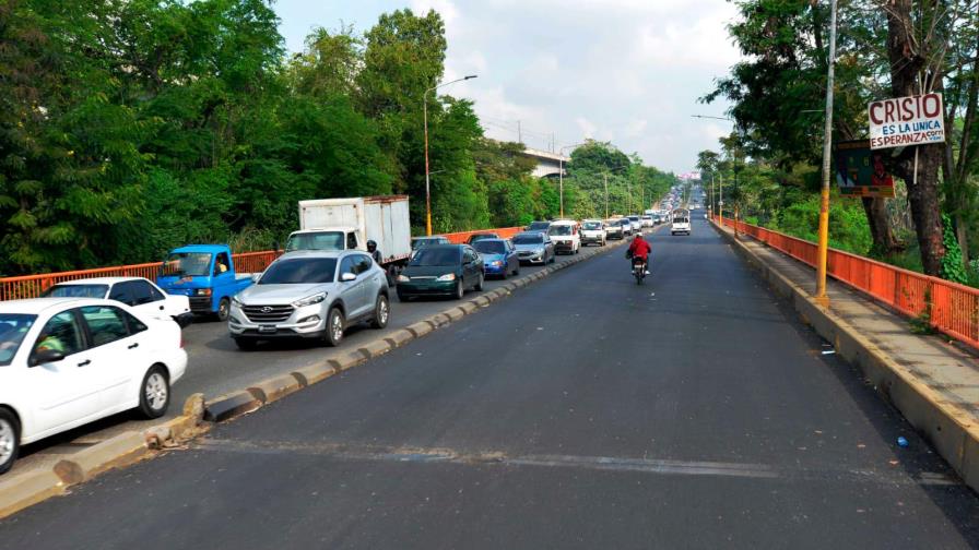 Obras Públicas interviene desde este viernes puente de Villa Mella Obras Públicas interviene desde este viernes puente de Villa Mella