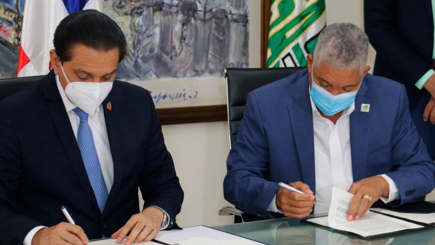 OMSA y Salud Pública se unen para contribuir con el plan de  austeridad del Gobierno