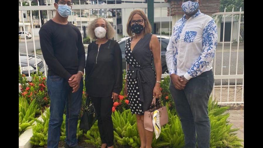 El Instituto de la Moda da gracias en el Día del Diseñador Dominicano
